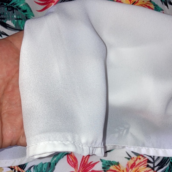 LUCYLOVE Floral Dress - Large - Picture 10 of 11